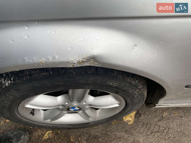 Седан BMW 3 Series 2000 в Новомосковську