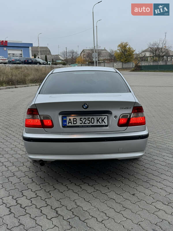 Седан BMW 3 Series 2004 в Виннице