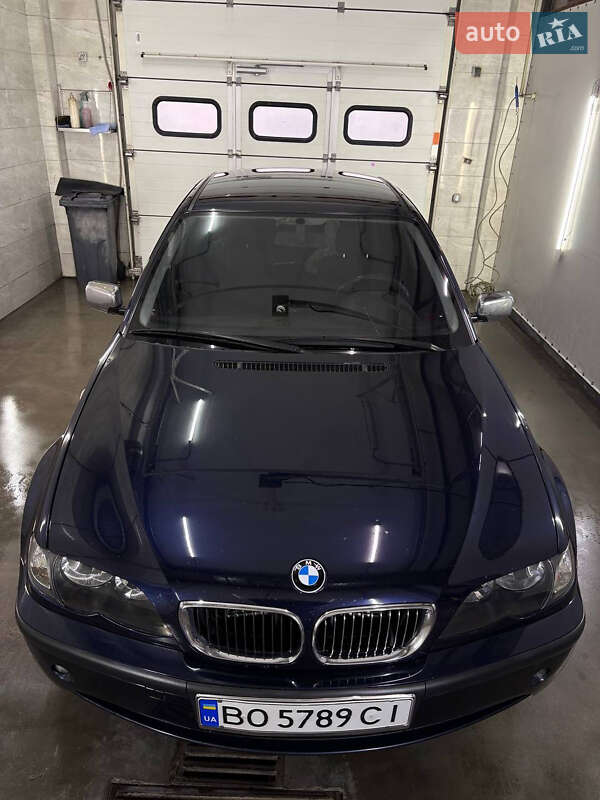 Седан BMW 3 Series 2004 в Києві