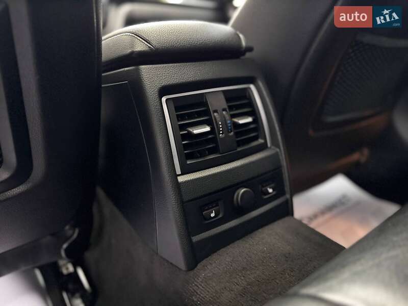 Седан BMW 3 Series 2016 в Ивано-Франковске