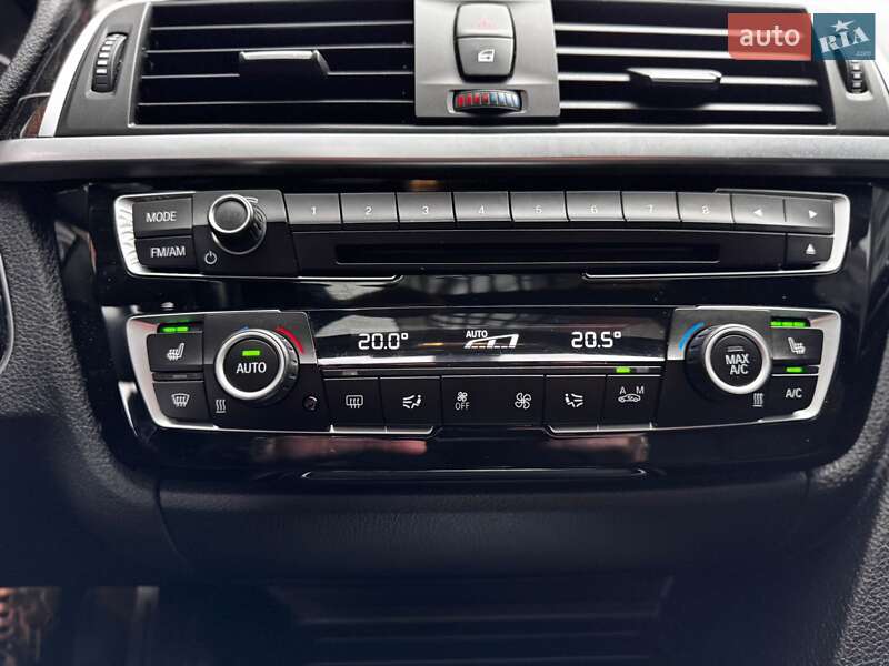 Седан BMW 3 Series 2016 в Ивано-Франковске