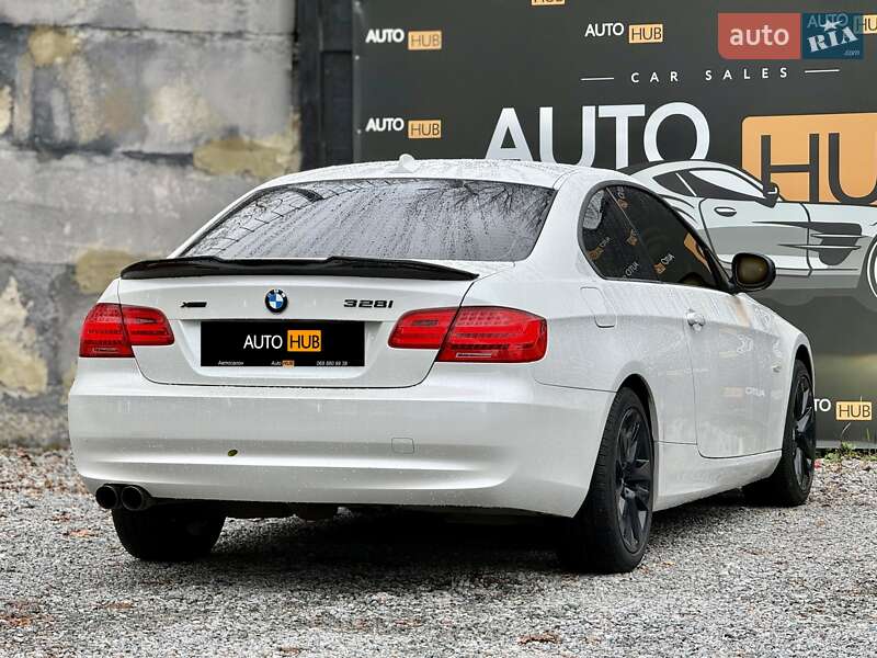 Купе BMW 3 Series 2011 в Харкові