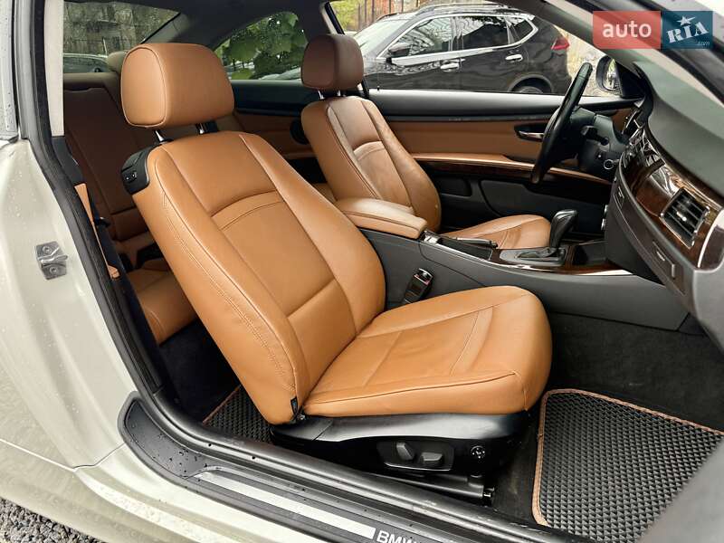 Купе BMW 3 Series 2011 в Харкові