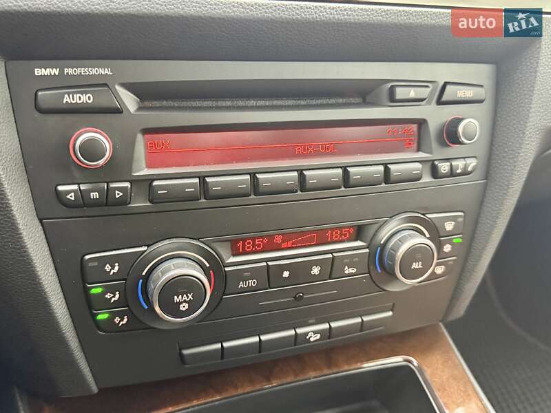 Купе BMW 3 Series 2011 в Харкові