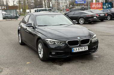 Седан BMW 3 Series 2015 в Киеве