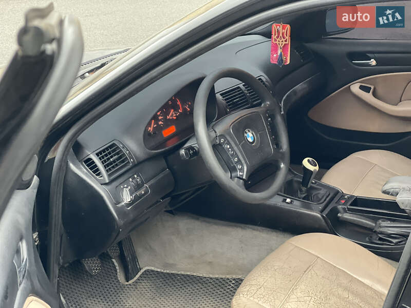 Универсал BMW 3 Series 2001 в Киеве