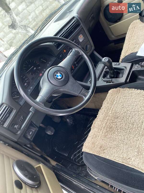 Седан BMW 3 Series 1989 в Киеве фото 6 Седан BMW 3 Series 1989 в Киеве