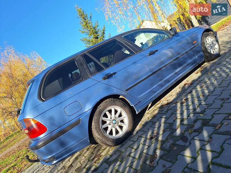 Универсал BMW 3 Series 2001 в Черновцах
