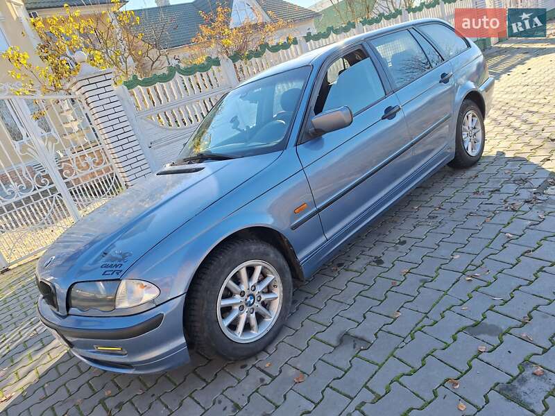 Универсал BMW 3 Series 2001 в Черновцах