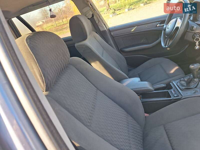 Универсал BMW 3 Series 2001 в Черновцах