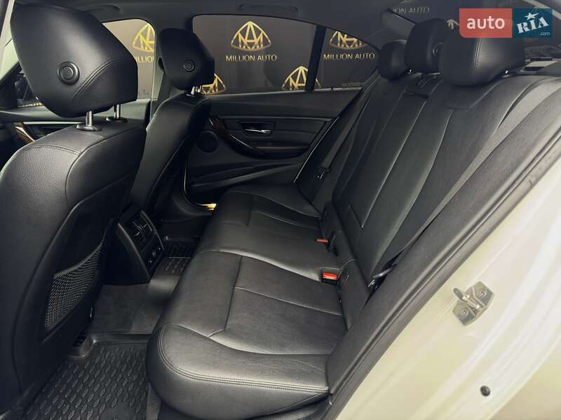 Седан BMW 3 Series 2015 в Киеве фото 13 Седан BMW 3 Series 2015 в Киеве