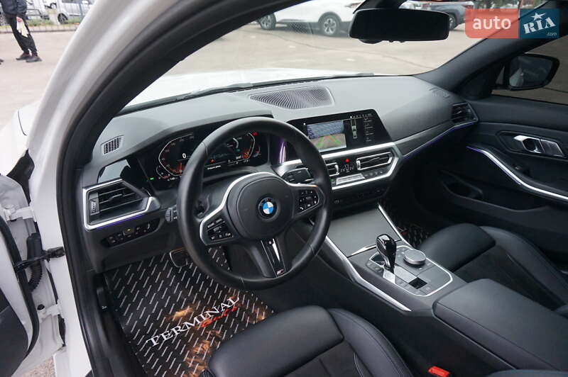 Седан BMW 3 Series 2022 в Одессе фото 41 Седан BMW 3 Series 2022 в Одессе