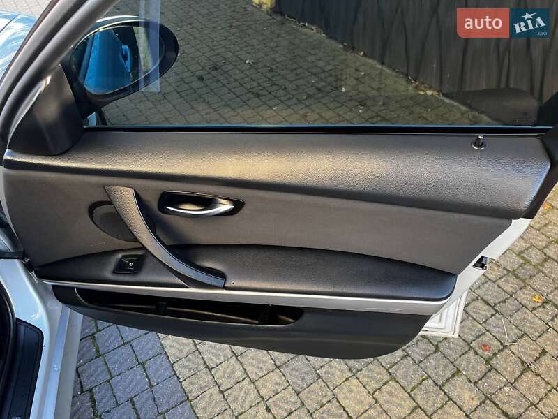 Универсал BMW 3 Series 2006 в Львове фото 27 Универсал BMW 3 Series 2006 в Львове