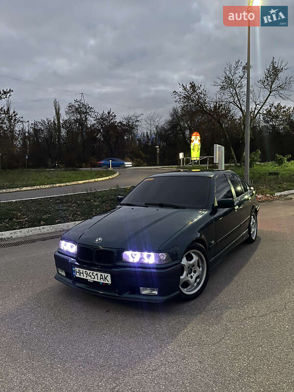 BMW 3 Series 1995 BMW 3 Series 1995