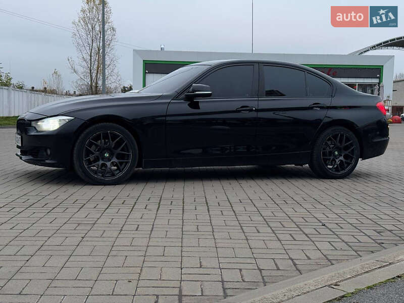 Седан BMW 3 Series 2012 в Киеве фото 17 Седан BMW 3 Series 2012 в Киеве