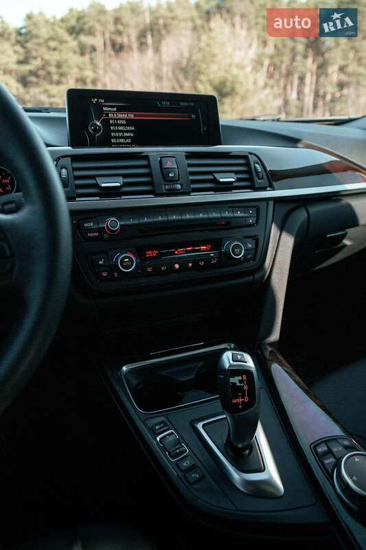 Седан BMW 3 Series 2015 в Золочеве фото 31 Седан BMW 3 Series 2015 в Золочеве