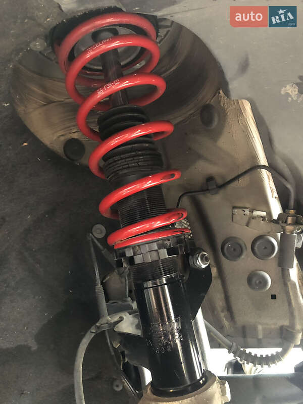 Седан BMW 3 Series 2013 в Баре