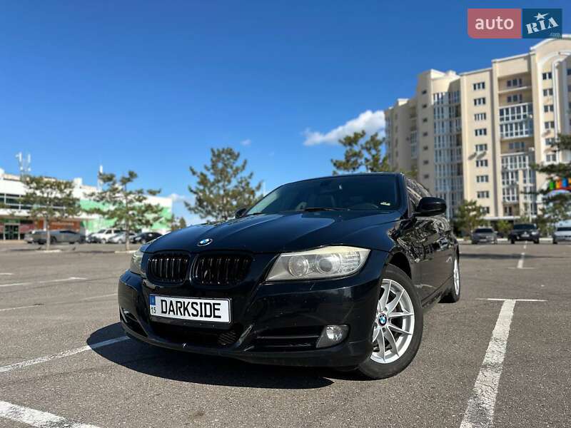 Седан BMW 3 Series 2010 в Николаеве фото Седан BMW 3 Series 2010 в Николаеве