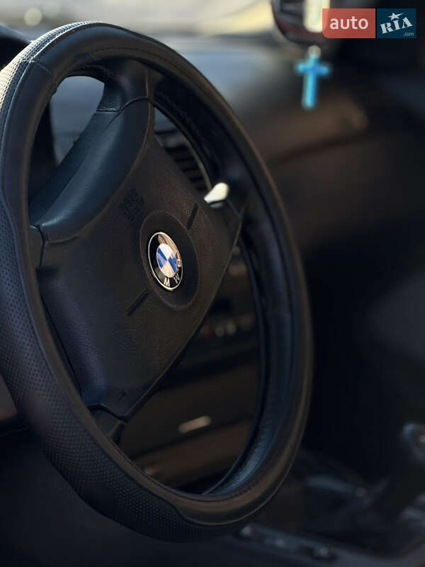 Седан BMW 3 Series 1999 в Львове фото 11 Седан BMW 3 Series 1999 в Львове