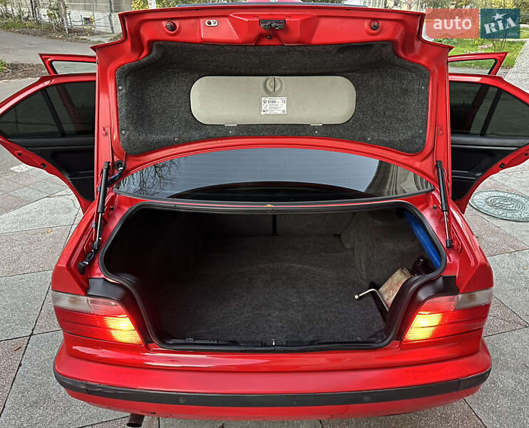Седан BMW 3 Series 1995 в Одессе фото 33 Седан BMW 3 Series 1995 в Одессе