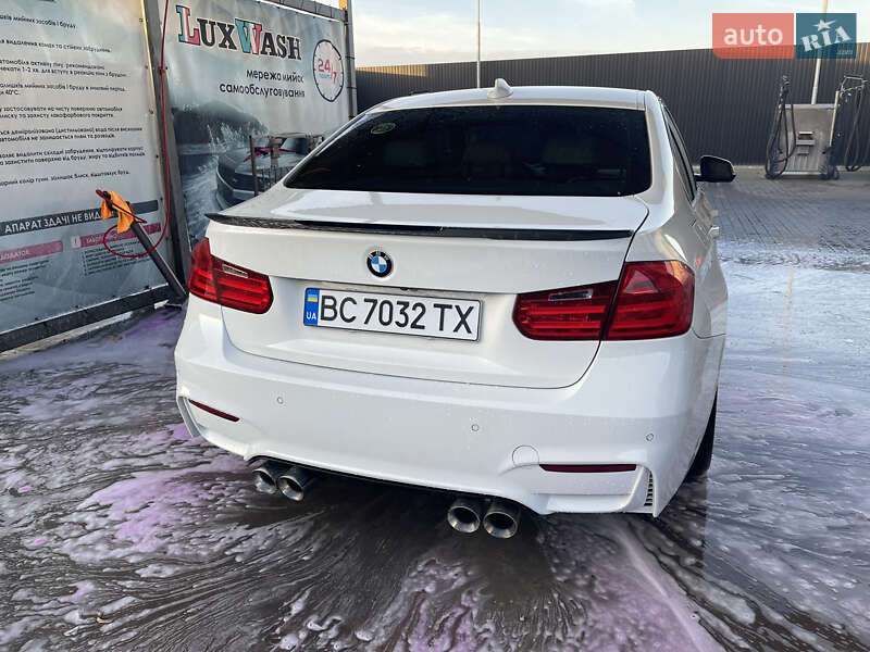 Седан BMW 3 Series 2014 в Львове