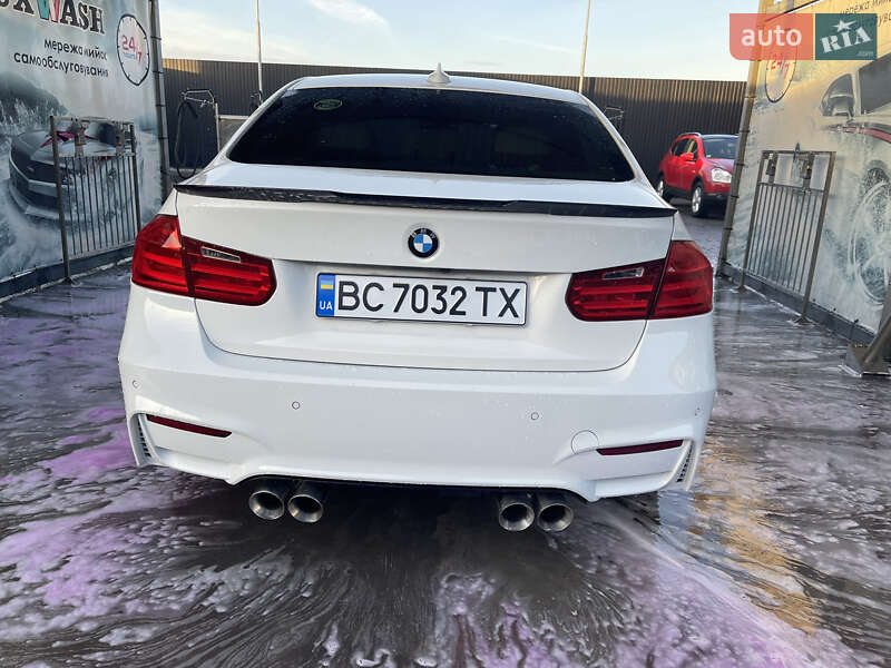 Седан BMW 3 Series 2014 в Львове
