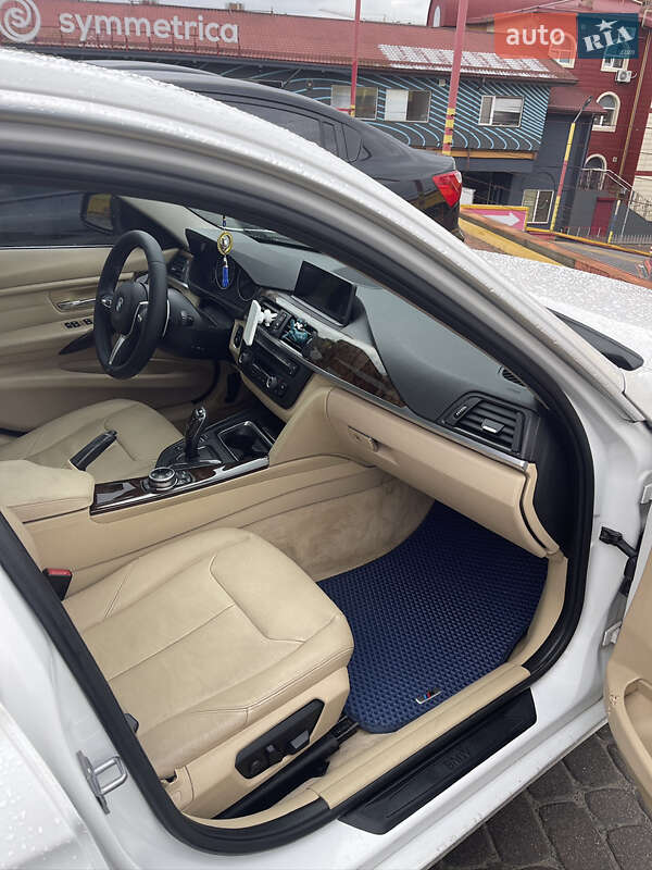 Седан BMW 3 Series 2014 в Львове