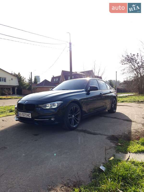 Седан BMW 3 Series 2016 в Кропивницькому