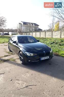 Седан BMW 3 Series 2016 в Кропивницькому