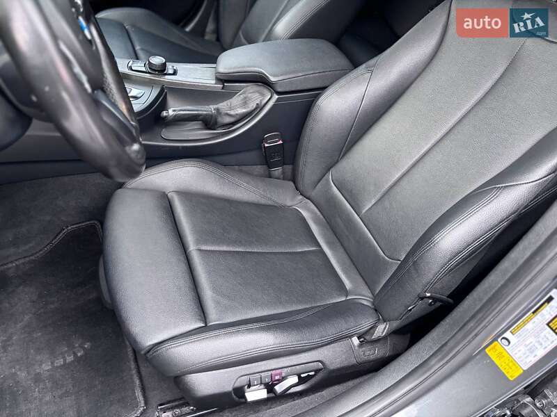 Седан BMW 3 Series 2016 в Коломые