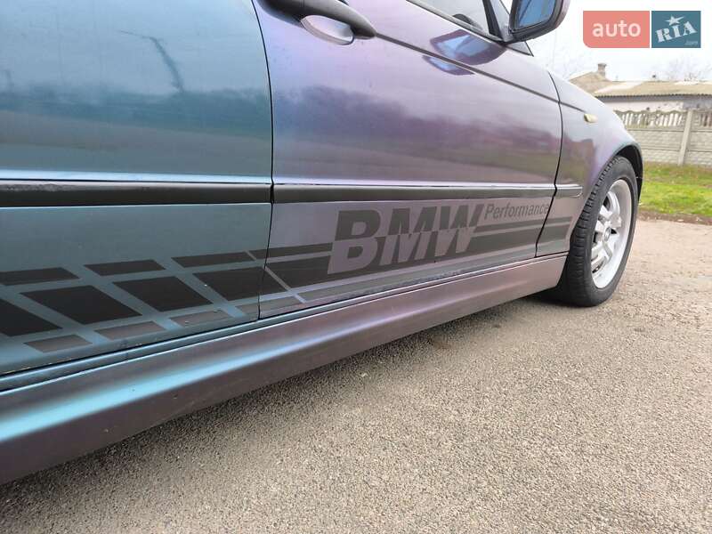 Седан BMW 3 Series 1999 в Киеве