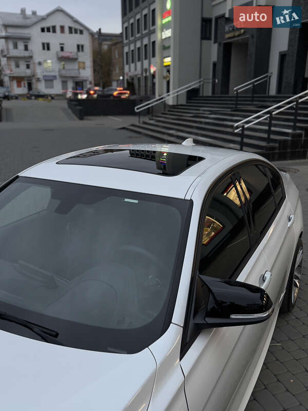 Седан BMW 3 Series 2018 в Коломые