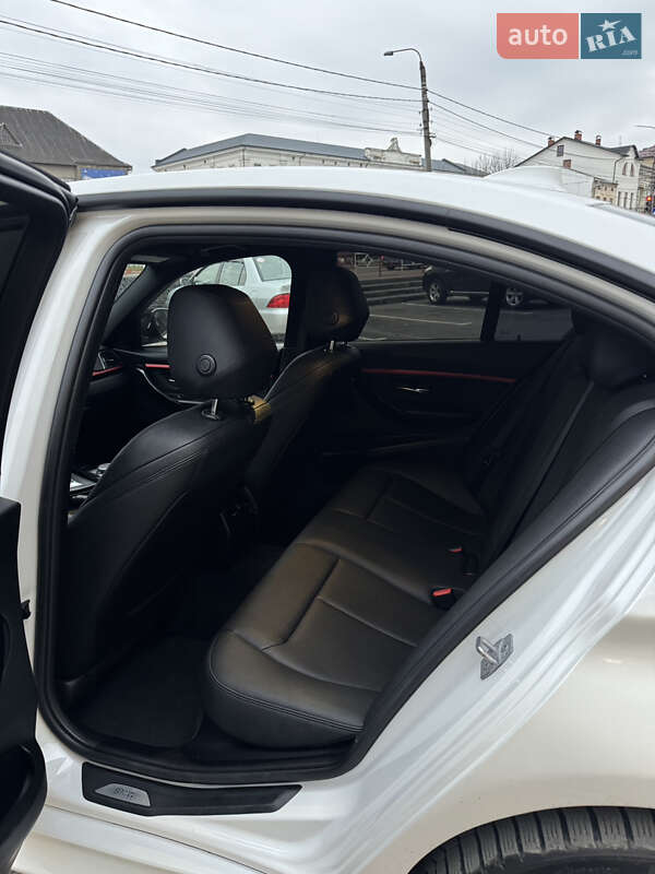 Седан BMW 3 Series 2018 в Коломые