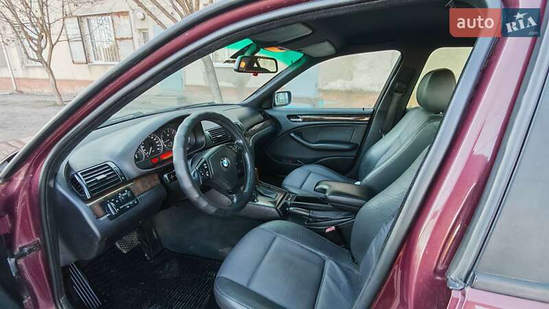 Седан BMW 3 Series 2003 в Одессе