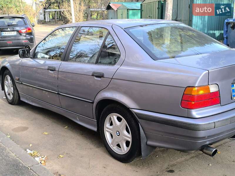 Седан BMW 3 Series 1994 в Одессе фото 6 Седан BMW 3 Series 1994 в Одессе