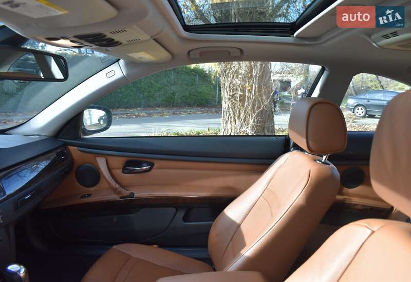 Купе BMW 3 Series 2012 в Киеве фото 13 Купе BMW 3 Series 2012 в Киеве