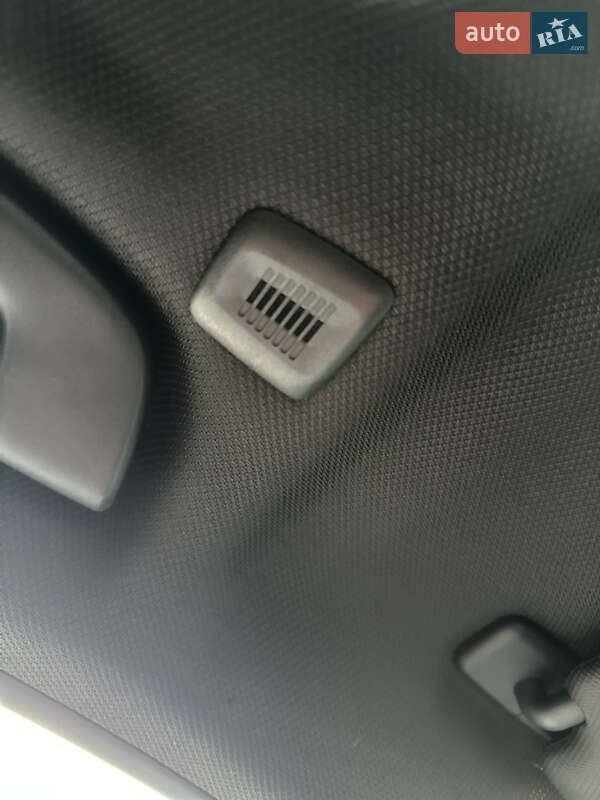 Седан BMW 3 Series 2016 в Луцке фото 33 Седан BMW 3 Series 2016 в Луцке