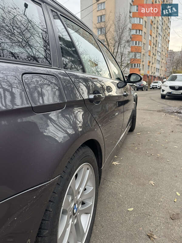 Универсал BMW 3 Series 2008 в Киеве фото 14 Универсал BMW 3 Series 2008 в Киеве