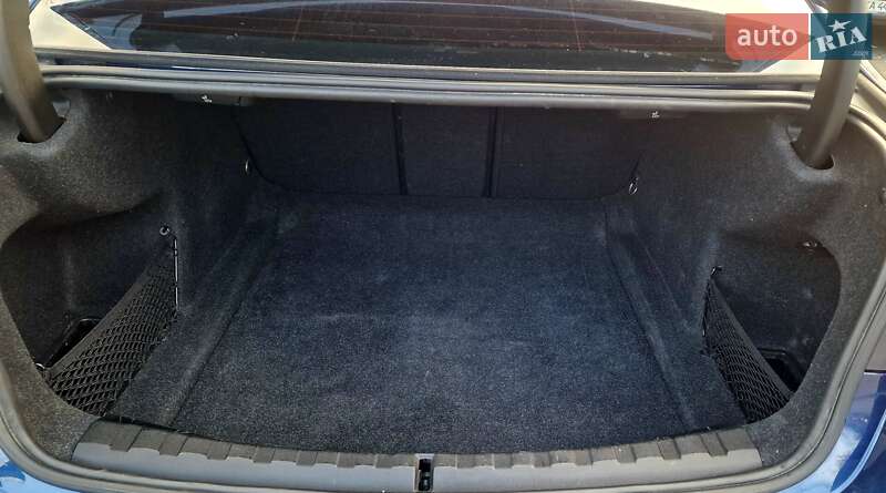 Седан BMW 3 Series 2019 в Киеве фото 27 Седан BMW 3 Series 2019 в Киеве