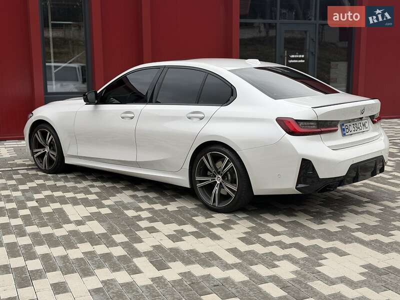 Седан BMW 3 Series 2023 в Львові
