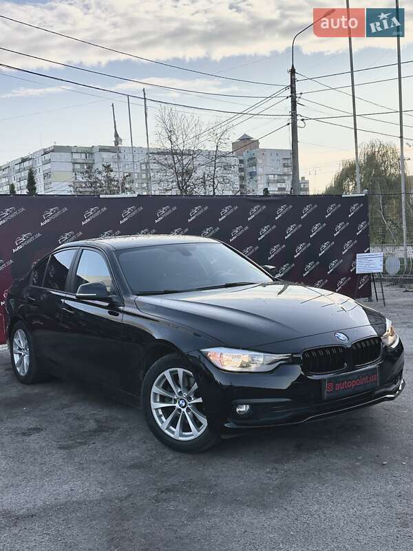 Седан BMW 3 Series 2015 в Сумах