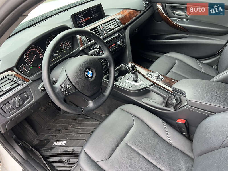 Седан BMW 3 Series 2013 в Одессе