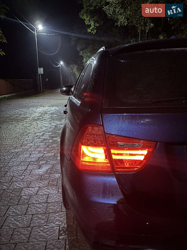 Універсал BMW 3 Series 2010 в Львові
