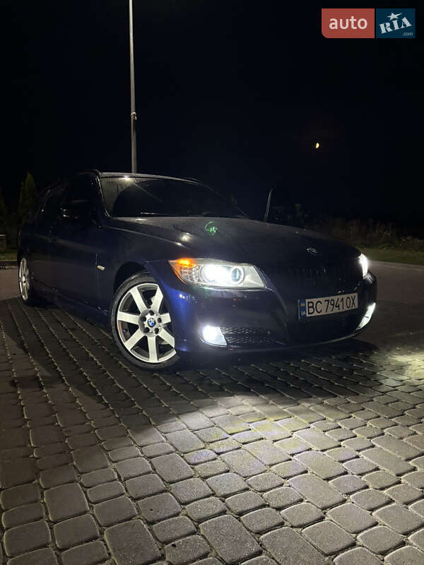Універсал BMW 3 Series 2010 в Львові