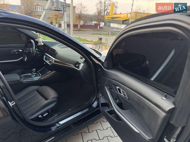 Седан BMW 3 Series 2020 в Луцьку