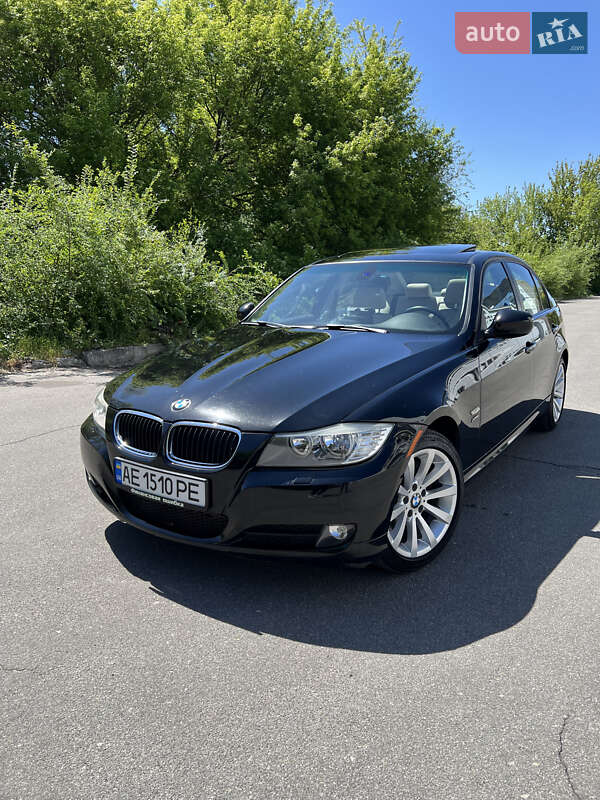 Седан BMW 3 Series 2011 в Днепре