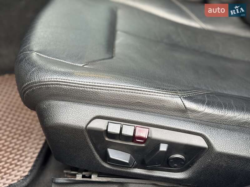 Седан BMW 3 Series 2012 в Сарнах