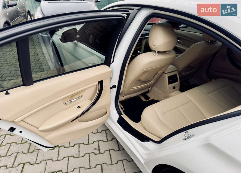 Седан BMW 3 Series 2015 в Одесі фото 32 Седан BMW 3 Series 2015 в Одесі