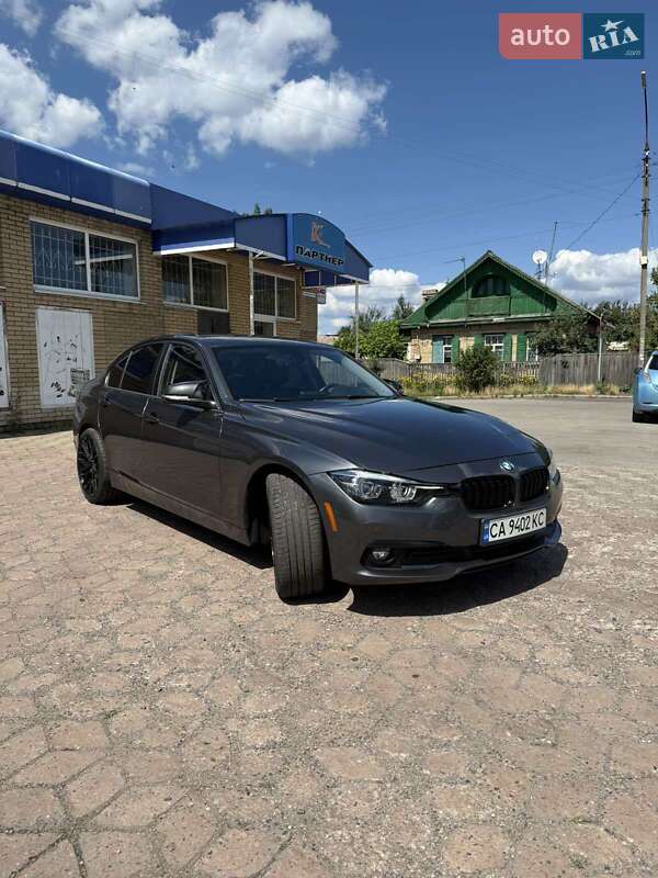 Седан BMW 3 Series 2017 в Черкасах