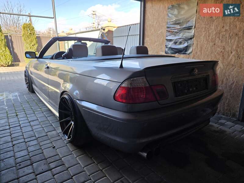 Кабриолет BMW 3 Series 2005 в Черновцах